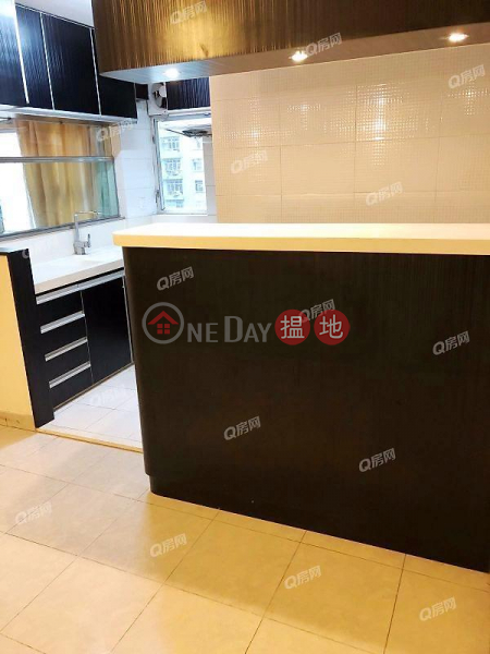Mei Foo Sun Chuen Phase 2 | 3 bedroom Low Floor Flat for Sale | 2-4 Glee Path | Cheung Sha Wan | Hong Kong, Sales | HK$ 9M