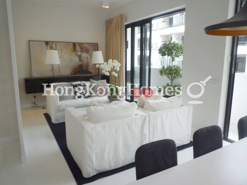 HK$ 30,000/ month 60 Staunton Street, Central District 1 Bed Unit for Rent at 60 Staunton Street