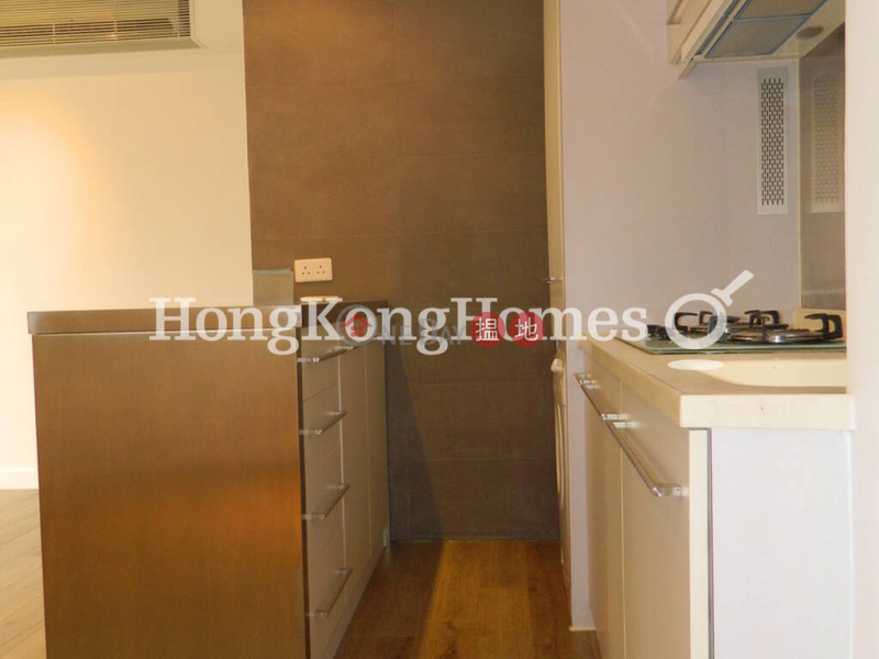 2 Bedroom Unit for Rent at Cameo Court, 63-69 Caine Road | Central District, Hong Kong, Rental HK$ 33,000/ month