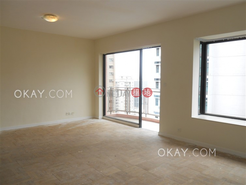 Lovely 3 bedroom with balcony & parking | Rental | Regal Crest 薈萃苑 Rental Listings