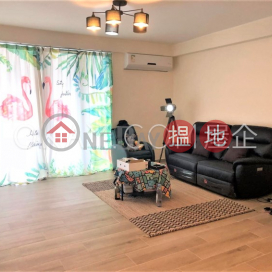 Beautiful 4 bedroom with balcony & parking | For Sale | Hanking Court 恆景園 _0