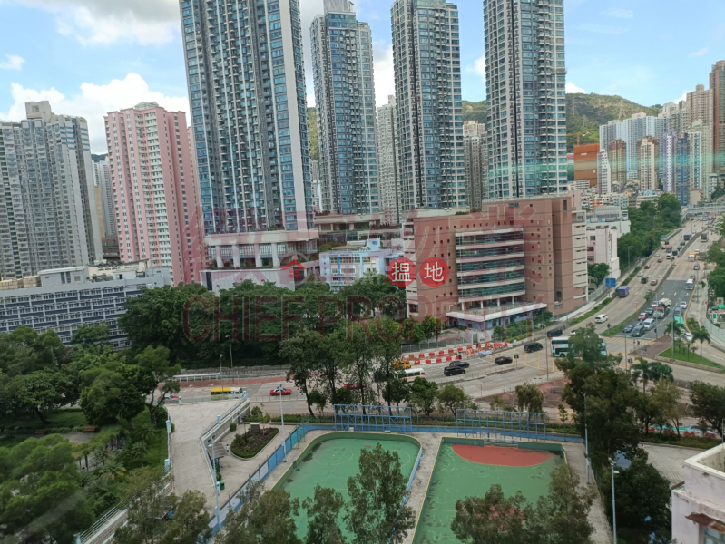 HK$ 20,000/ month | On Tin Centre, Wong Tai Sin District | 靚裝，公園景觀，開揚