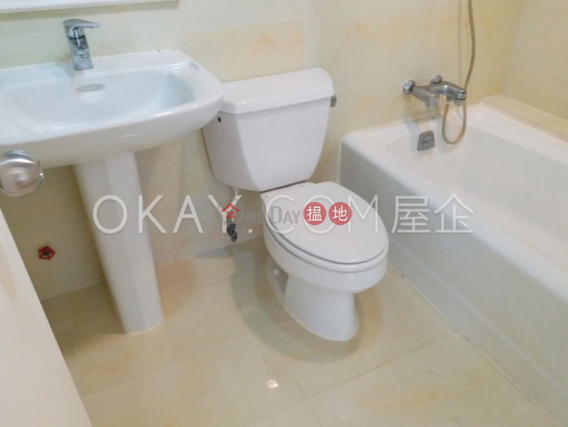 Popular 3 bedroom with parking | For Sale | Robinson Place 雍景臺 Sales Listings