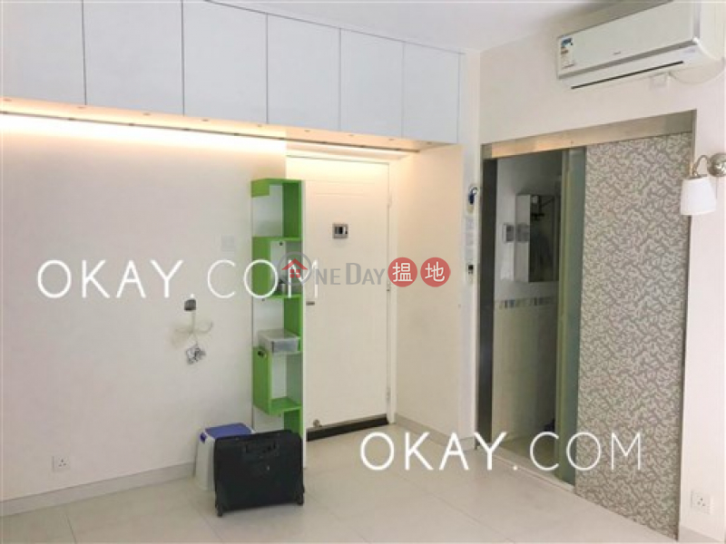 Property Search Hong Kong | OneDay | Residential, Sales Listings Practical 3 bedroom on high floor with rooftop | For Sale