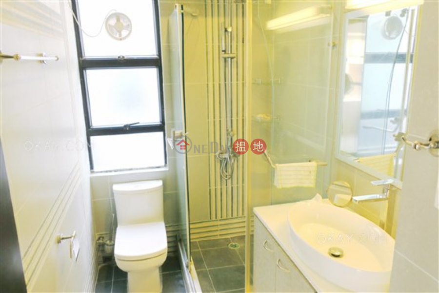 HK$ 52,000/ month Robinson Heights | Western District | Luxurious penthouse in Mid-levels West | Rental