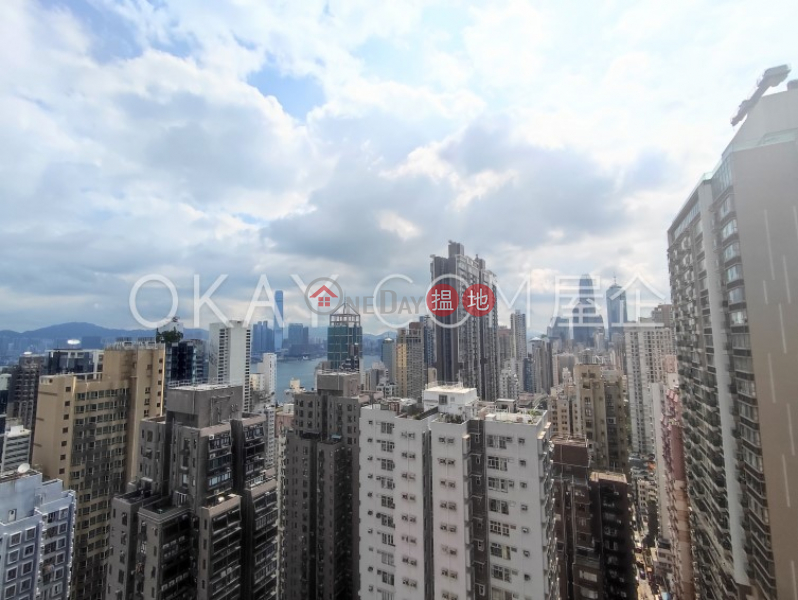 Nicely kept 2 bedroom on high floor with balcony | Rental | 13-15 Western Street 西邊街13-15號 Rental Listings