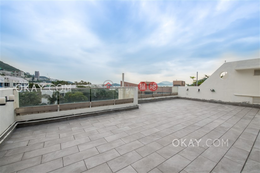 Lovely 4 bedroom with rooftop & parking | Rental | 84 Repulse Bay Road 淺水灣道84號 Rental Listings