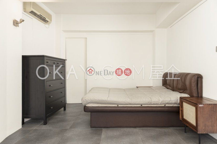 Lovely 1 bedroom on high floor | For Sale 189-205 Queens Road Central | Western District, Hong Kong | Sales HK$ 12M