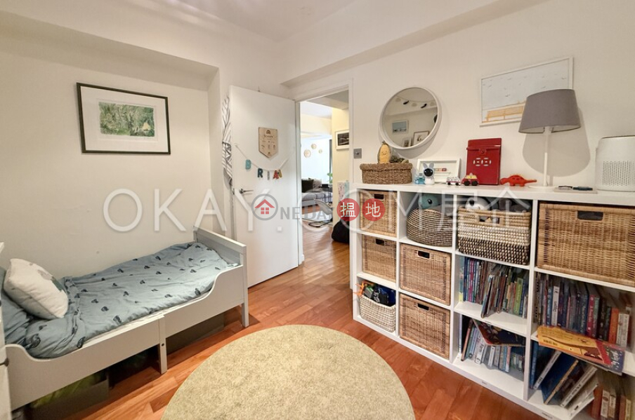 Nicely kept 2 bedroom with balcony | For Sale, 71-77 Lyttelton Road | Western District Hong Kong, Sales HK$ 16.5M