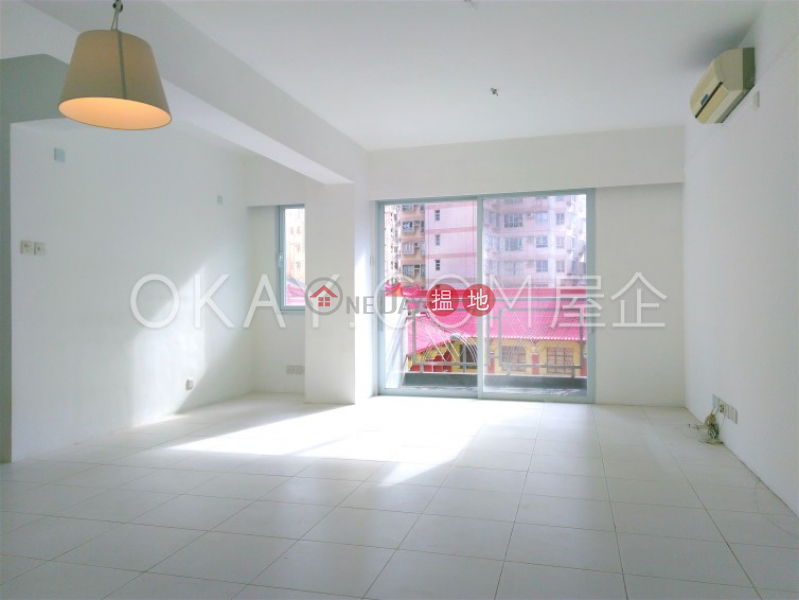 Elegant 2 bedroom with balcony & parking | Rental | Shan Kwong Tower 山光苑 Rental Listings