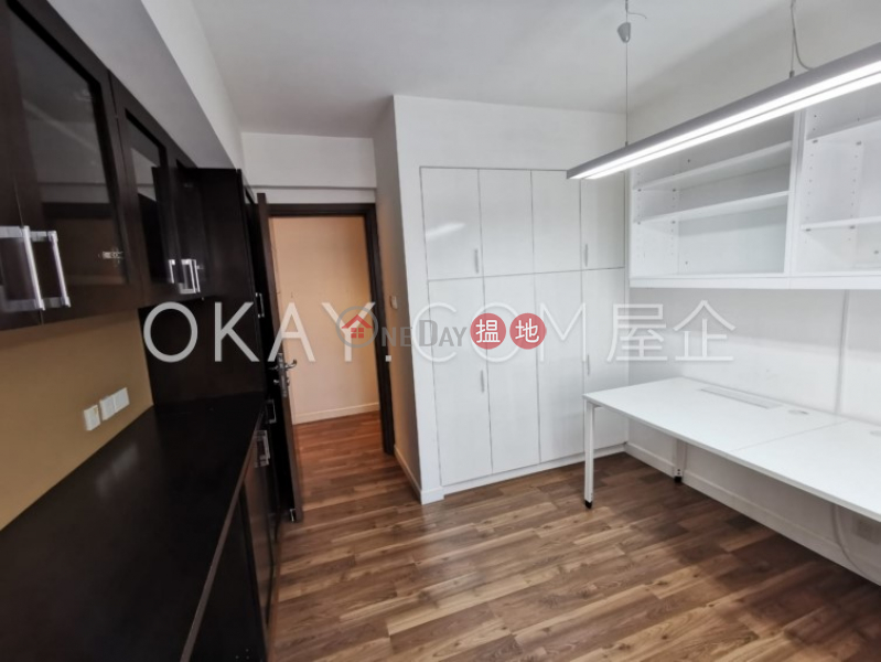 Exquisite 4 bedroom with balcony & parking | Rental | Right Mansion 利德大廈 Rental Listings