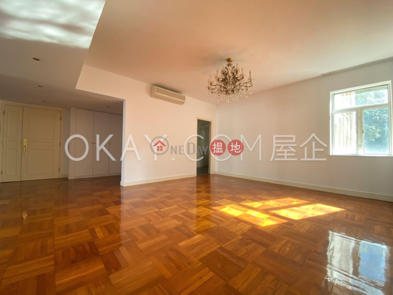 Efficient 4 bed on high floor with balcony & parking | For Sale 3 Magazine Gap Road | Central District Hong Kong | Sales | HK$ 110M