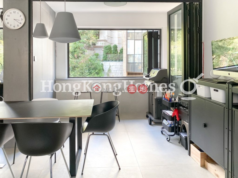 HK$ 25.7M | Formwell Garden | Wan Chai District 3 Bedroom Family Unit at Formwell Garden | For Sale