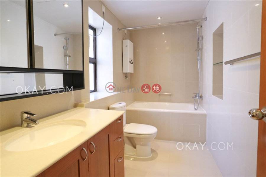 Beautiful penthouse with terrace & parking | Rental | Bamboo Grove 竹林苑 Rental Listings