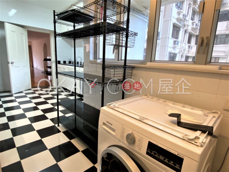 Efficient 4 bedroom with balcony & parking | For Sale | Pearl Gardens 明珠台 Sales Listings