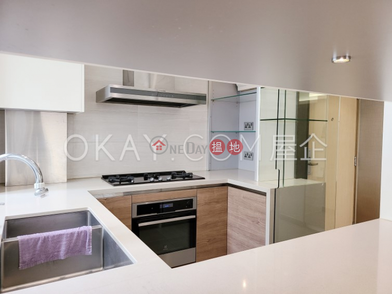 Efficient 3 bedroom with parking | For Sale | Morengo Court 昍逵閣 Sales Listings