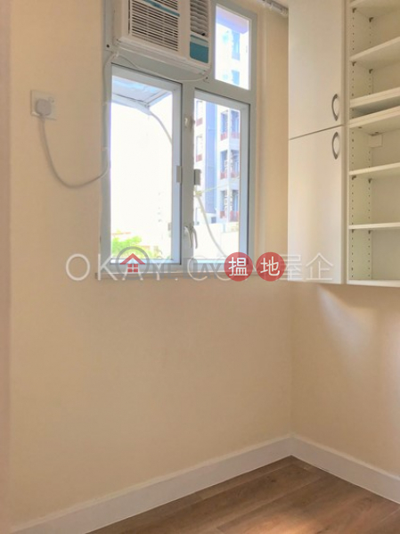 Intimate 2 bedroom in Mid-levels West | Rental | East Sun Mansion 宜新大廈 Rental Listings