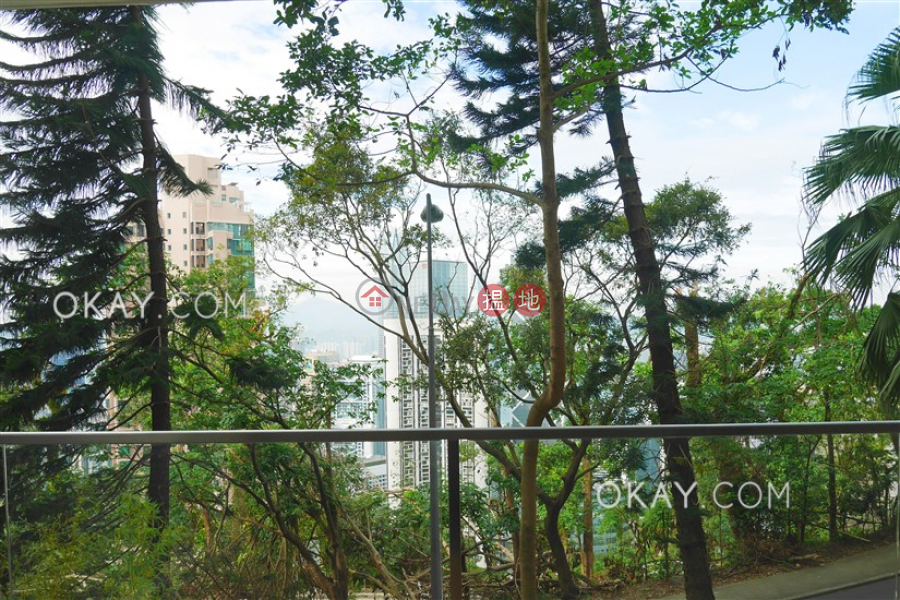 HK$ 120,000/ month | Magazine Gap Towers | Central District Stylish 3 bedroom with balcony & parking | Rental