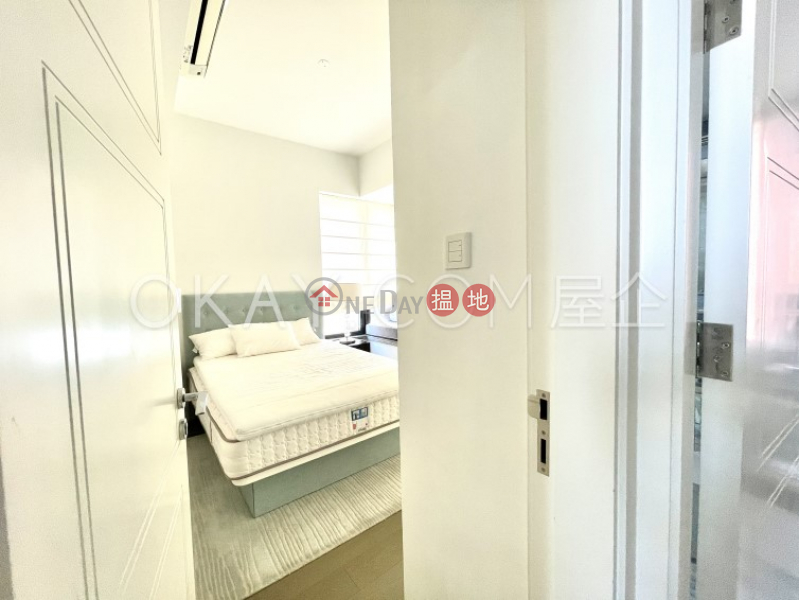 HK$ 15M The Pierre, Central District Tasteful 1 bedroom on high floor with balcony | For Sale