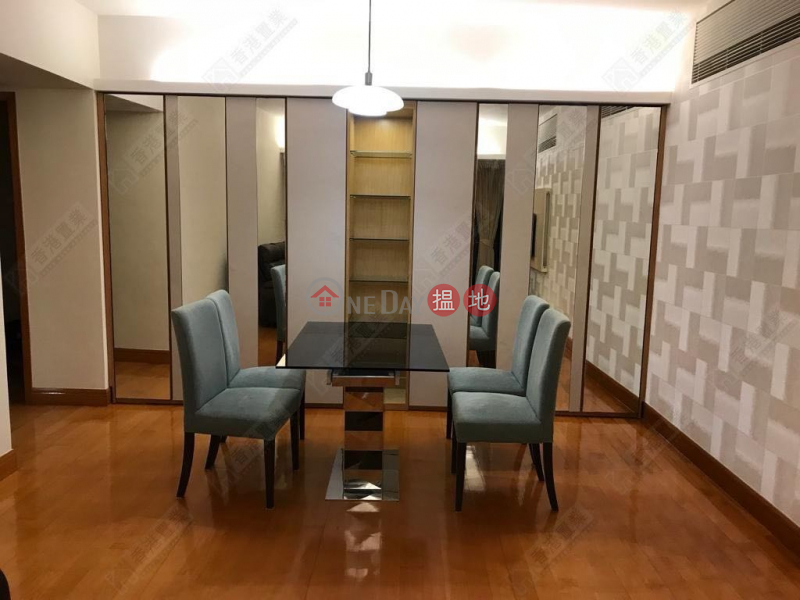 Three bedrooms and one apartment in The Harbourside | The Harbourside Tower 3 君臨天下3座 Sales Listings