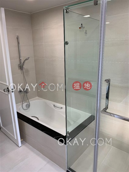 Luxurious 3 bedroom on high floor with parking | Rental | Dynasty Court 帝景園 Rental Listings