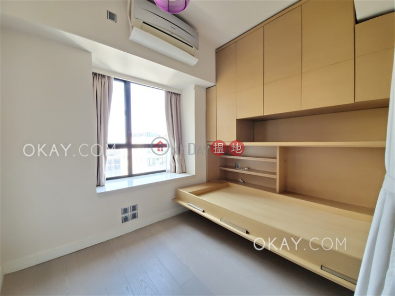 HK$ 38,000/ 月|駿豪閣-西區-2房2廁,極高層,連車位《駿豪閣出租單位》