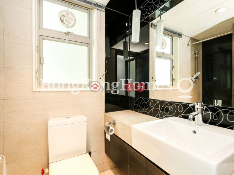 HK$ 38,000/ month, Centre Place | Western District 3 Bedroom Family Unit for Rent at Centre Place