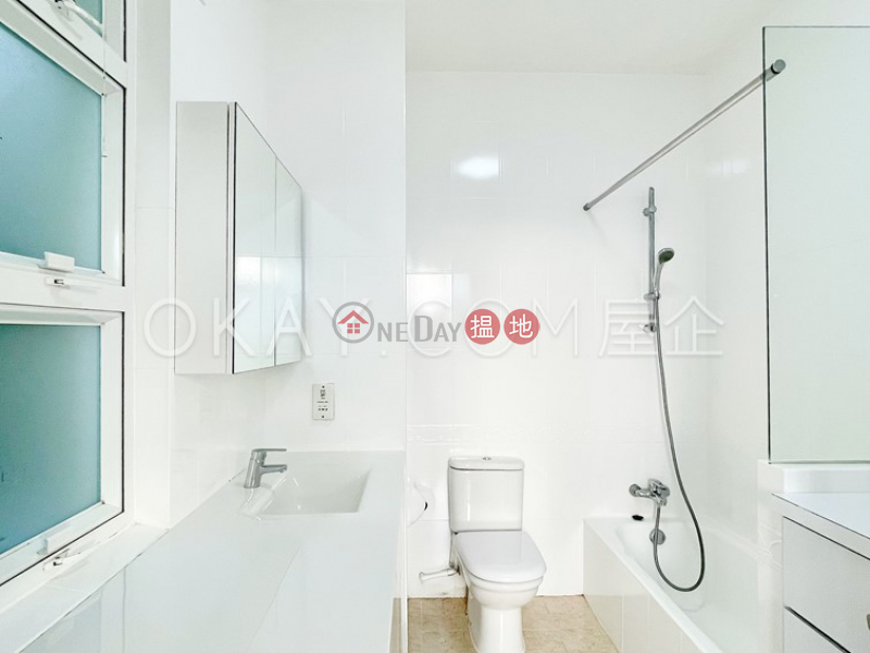 Lovely 3 bedroom with balcony & parking | Rental | Villa Martini Block 2 醇廬2座 Rental Listings