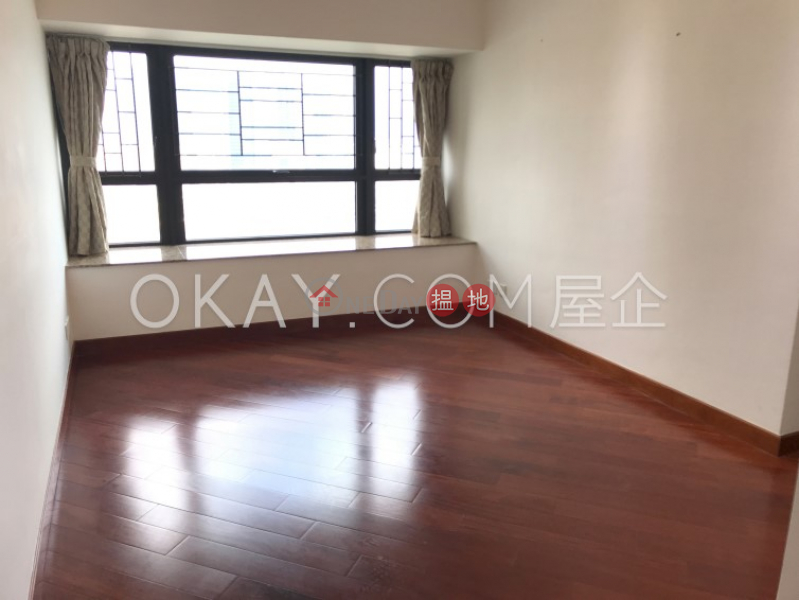 Tasteful 3 bedroom with sea views & balcony | Rental | The Arch Moon Tower (Tower 2A) 凱旋門映月閣(2A座) Rental Listings