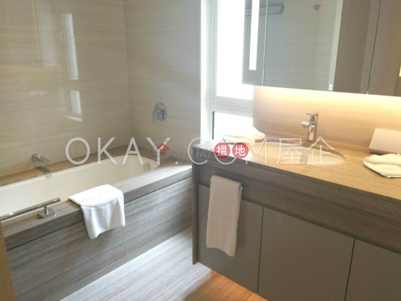 HK$ 138,000/ month Block 3 ( Harston) The Repulse Bay, Southern District | Rare 4 bedroom with sea views & balcony | Rental