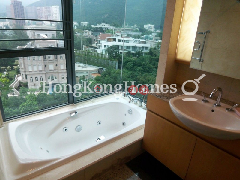 HK$ 52M | The Colonnade | Wan Chai District | 3 Bedroom Family Unit at The Colonnade | For Sale