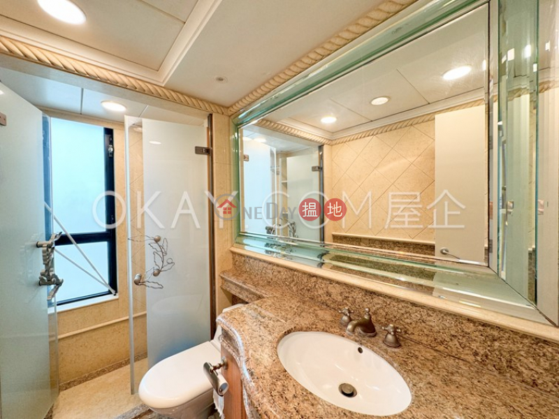 Gorgeous 3 bedroom on high floor with parking | For Sale | The Leighton Hill Block 1 禮頓山1座 Sales Listings