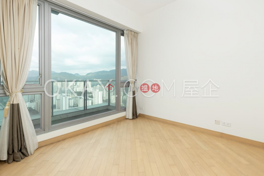 HK$ 66M The Riverpark Tower 2 Sha Tin Lovely 5 bedroom on high floor with rooftop & balcony | For Sale