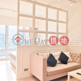 Rare studio on high floor with sea views | For Sale