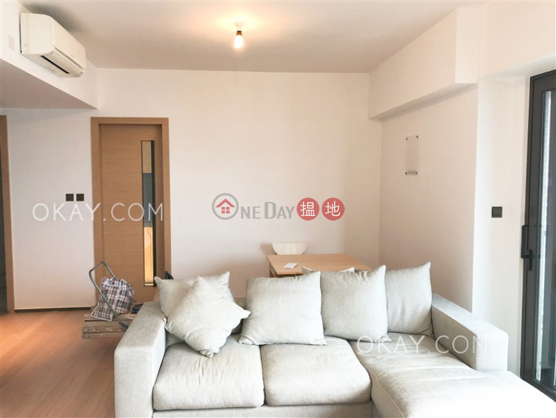 Luxurious 2 bedroom with balcony | For Sale | 33 Seymour Road | Western District, Hong Kong Sales HK$ 33M