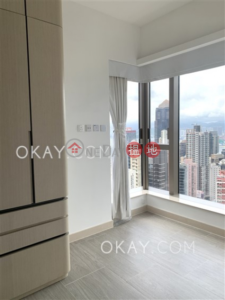 Stylish 3 bedroom on high floor with balcony | Rental | On Fung Building 安峰大廈 Rental Listings