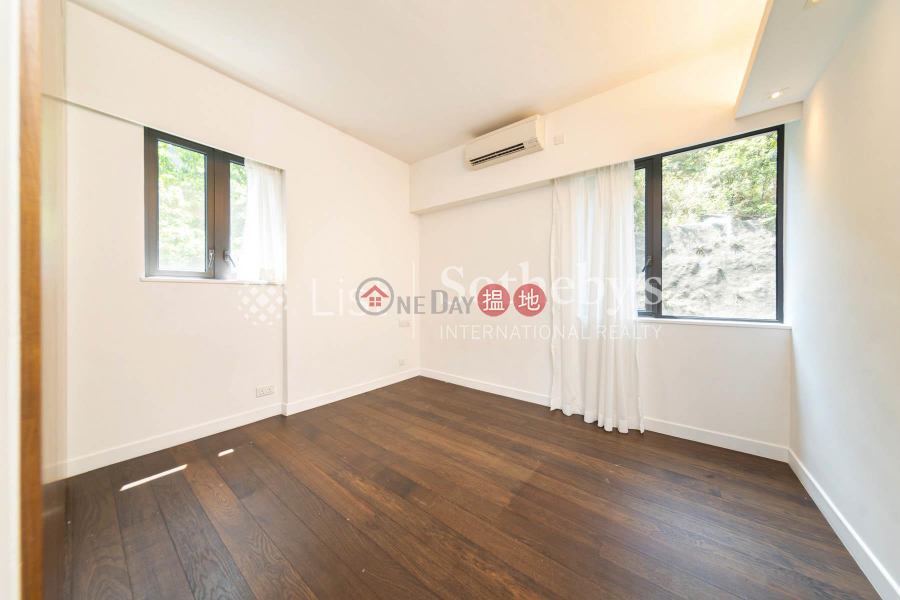 Property for Rent at Magazine Gap Towers with 3 Bedrooms 15 Magazine Gap Road | Central District | Hong Kong Rental, HK$ 120,000/ month