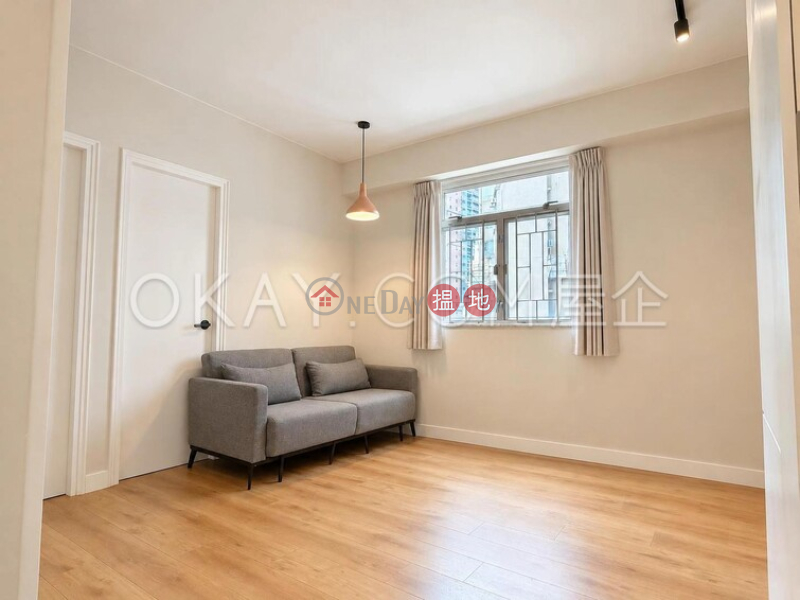 Lovely 2 bedroom in Mid-levels West | For Sale | Jadestone Court 寶玉閣 Sales Listings