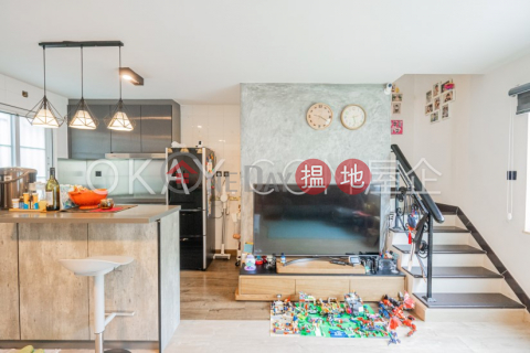 Cozy house with rooftop & parking | Rental | No. 1A Pan Long Wan 檳榔灣1A號 _0