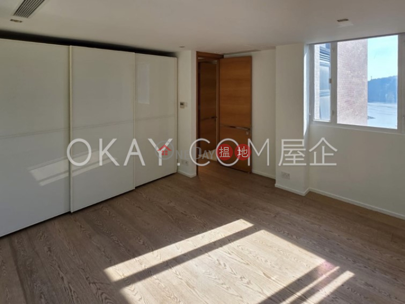 Stylish 3 bedroom with balcony & parking | For Sale, 67 Repulse Bay Road | Southern District, Hong Kong, Sales HK$ 120M