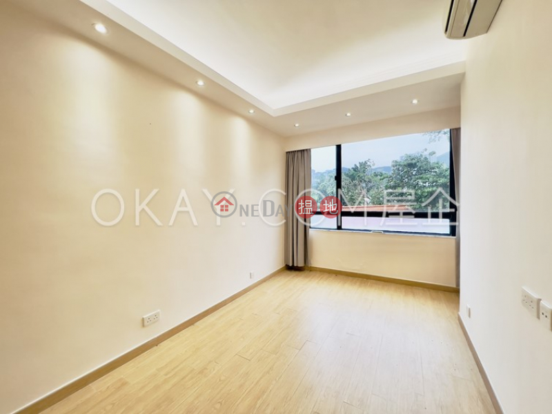 HK$ 16M, Splendour Villa | Southern District | Nicely kept 2 bedroom with sea views & parking | For Sale