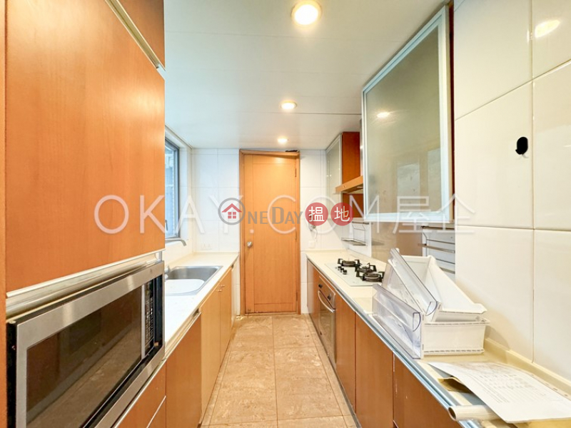 Unique 3 bedroom with balcony & parking | Rental | Phase 1 Residence Bel-Air 貝沙灣1期 Rental Listings