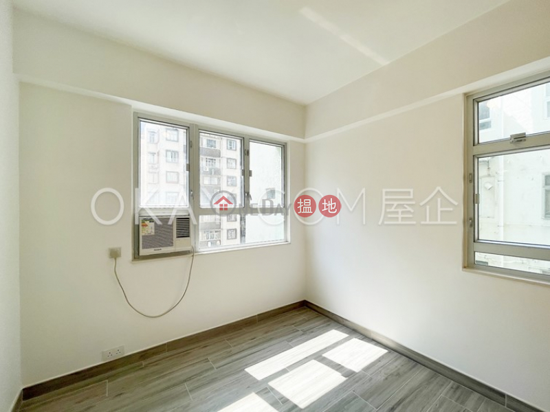 HK$ 43,000/ month La Vogue Court, Wan Chai District Efficient 3 bedroom with balcony | Rental