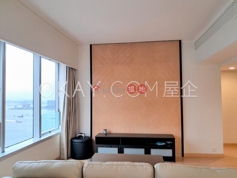 HK$ 30M Convention Plaza Apartments Wan Chai District Gorgeous 2 bedroom on high floor with harbour views | For Sale