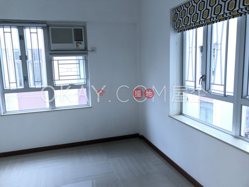 HK$ 45,000/ month Haywood Mansion Wan Chai District | Charming 3 bedroom on high floor with balcony | Rental