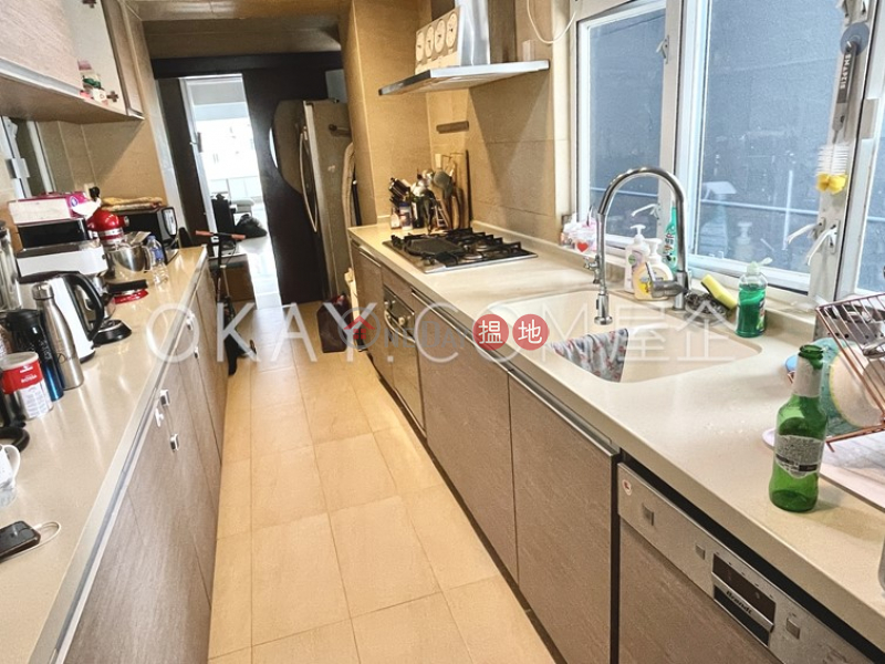 HK$ 55,000/ month, Alpine Court Western District | Efficient 3 bedroom in Mid-levels West | Rental
