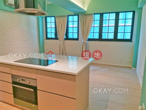 Unique 2 bedroom in Sheung Wan | Rental, 2 Po Yan Street 普仁街2號 | Central District (OKAY-R385292)_0