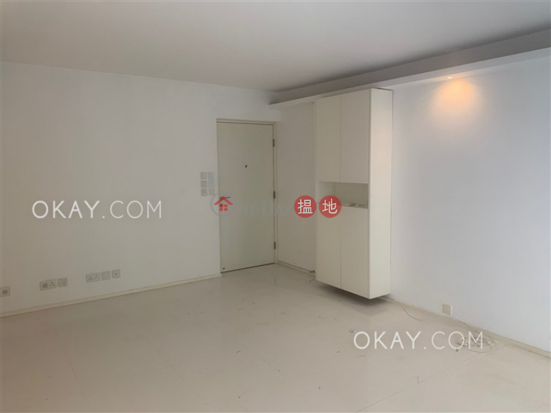 Unique 2 bedroom with parking | Rental 39 Kennedy Road | Wan Chai District Hong Kong, Rental | HK$ 36,000/ month