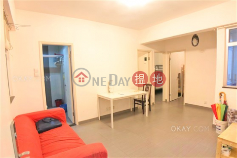 Generous 3 bedroom in Wan Chai | For Sale | Hay Wah Building Block B 熙華大廈B座 _0