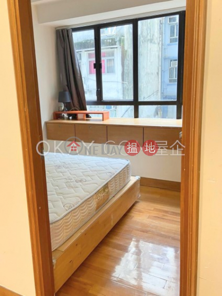 Popular 2 bedroom in Sheung Wan | For Sale | Hongway Garden Block B 康威花園B座 Sales Listings